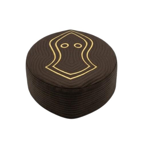 Qahwat as-Sukūn – Na'lain Embroidered Kufi | Kanz